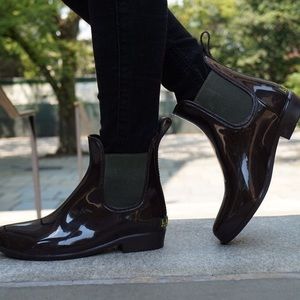 black RALPH LAUREN rain booties